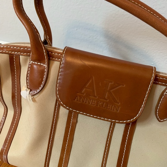 NWT AK vintage beige purse - Picture 5 of 6